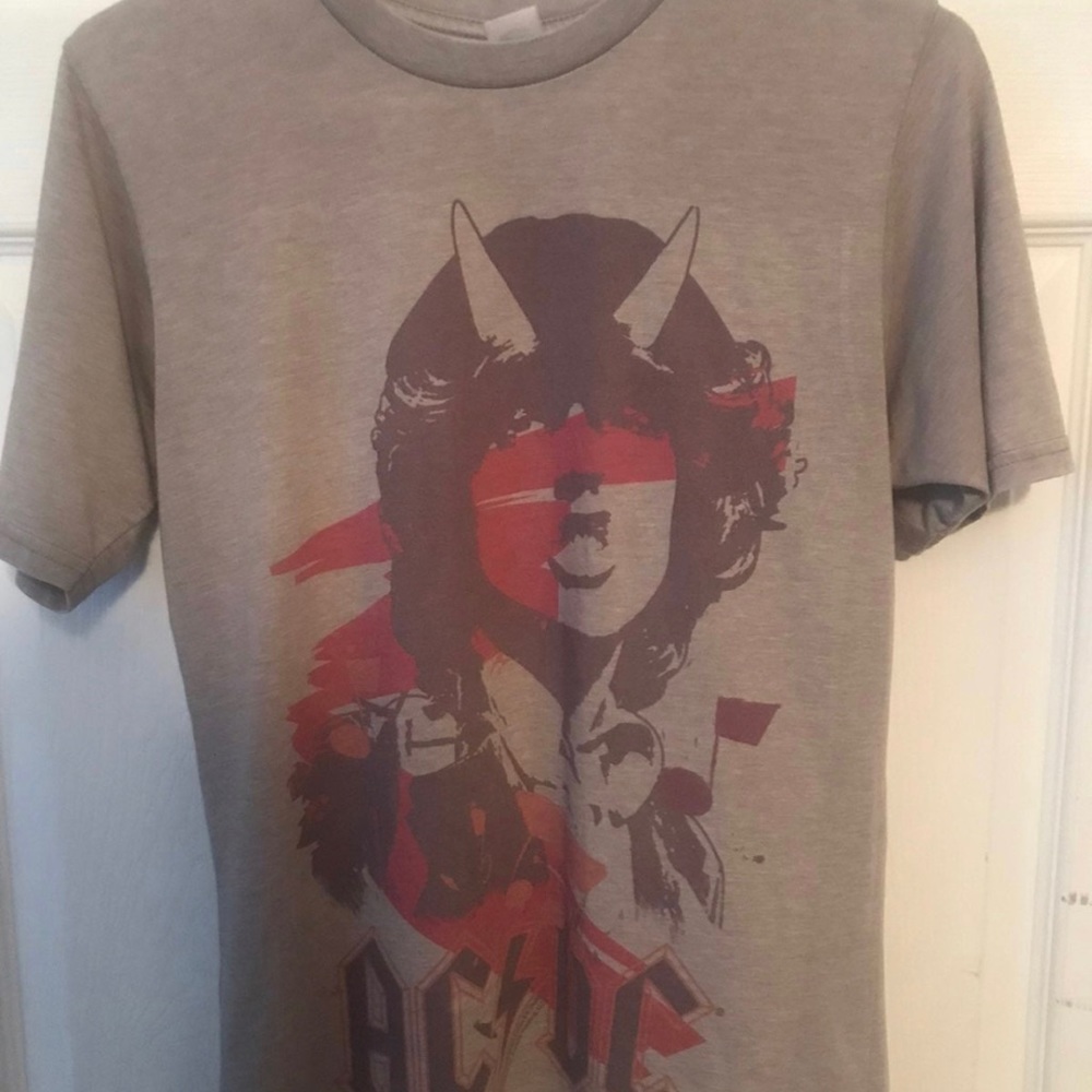AC/DC  Shirt  Angus Young  small